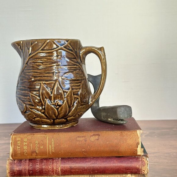 Vintage 1930s McCoy Brown Lotus Water Lily Pitcher 5" Tall Ceramic Embossed - Picture 9 of 9